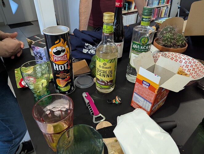 PXL_20250516_191621468