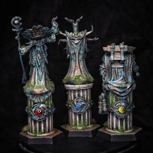 Statues 2