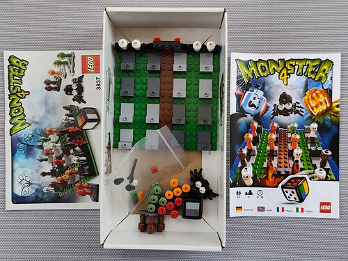 Lego Monster 4 2