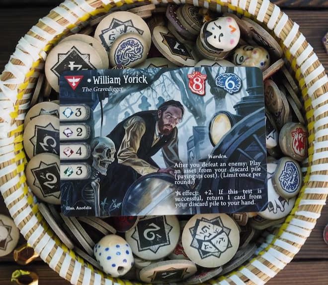 2024-08-19 18_36_46-William Yorick bord scintillant horreur à Arkham LCG personnalisé oeuvre d'art s